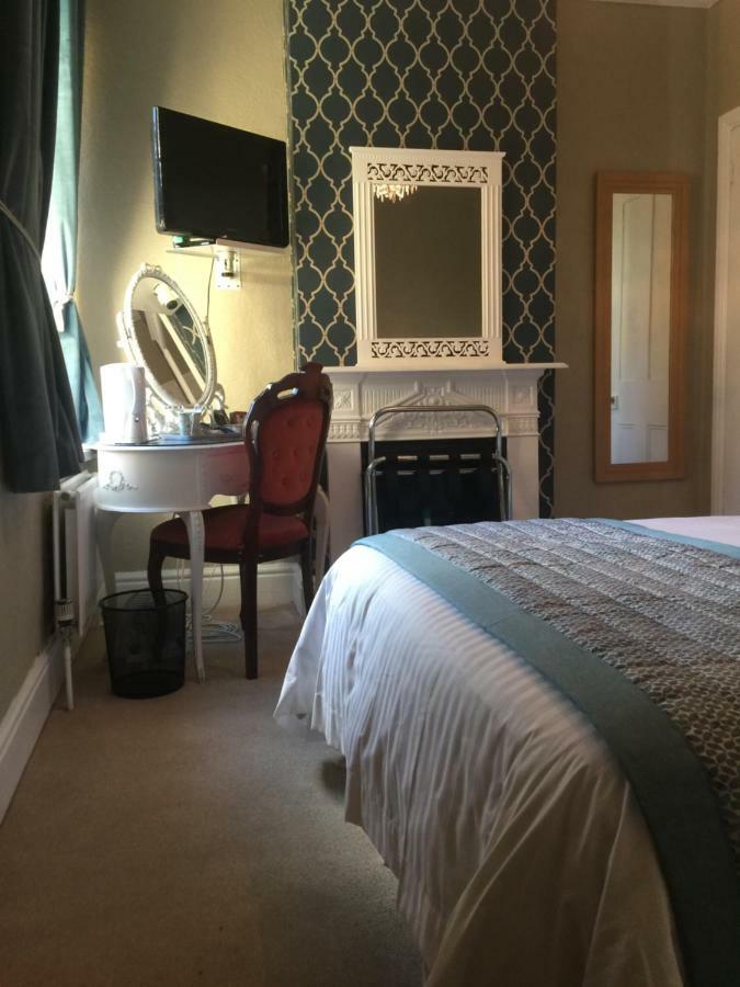 The Haven Hotel Bakewell Bagian luar foto
